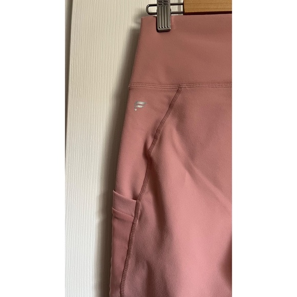 Fabletics On-The-Go Powerhold High Rise Capri Leggings - Picture 8 of 9